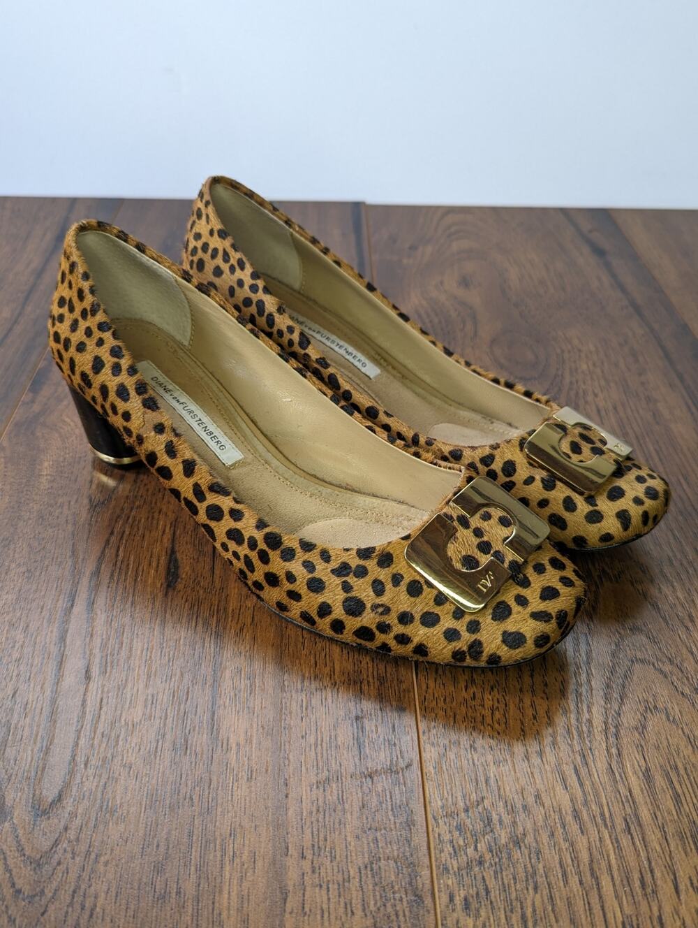 Diane Von Furstenberg Bonnie Haircalf Spotted Pumps 8